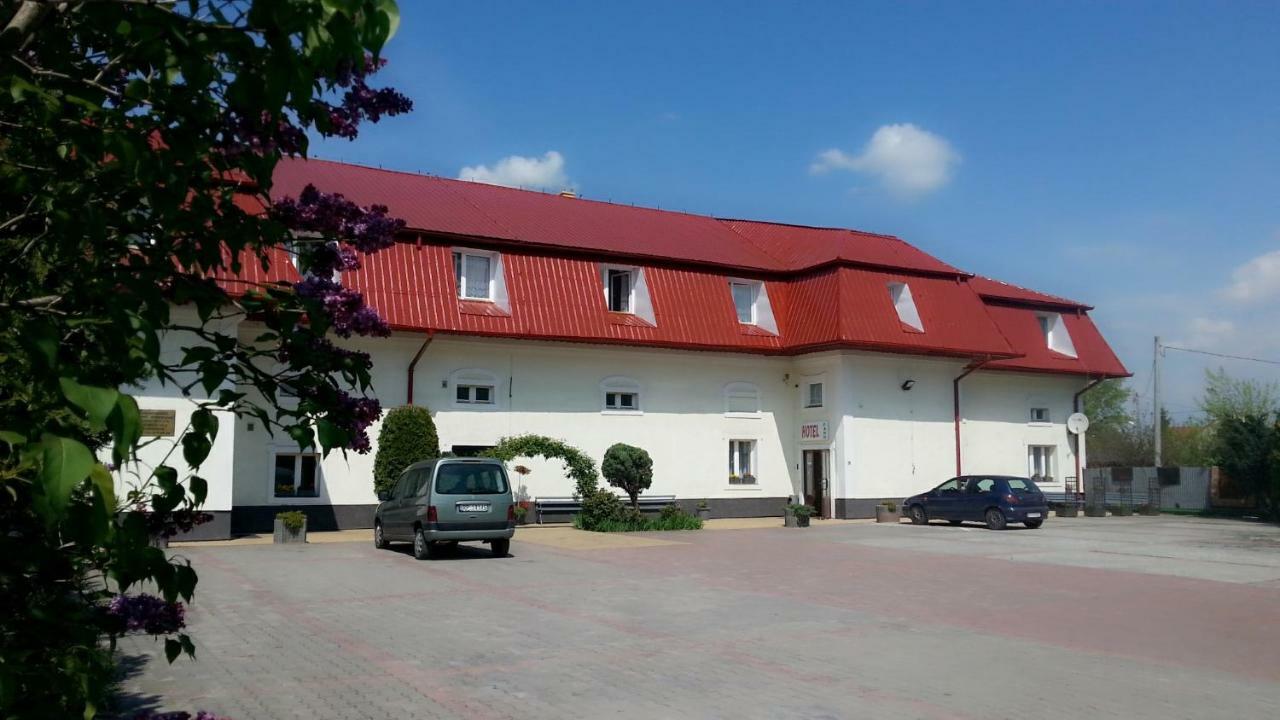 Hotel Faho Przemyśl 外观 照片
